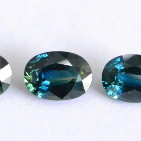 The Ultimate Guide to Teal Sapphire Engagement Rings