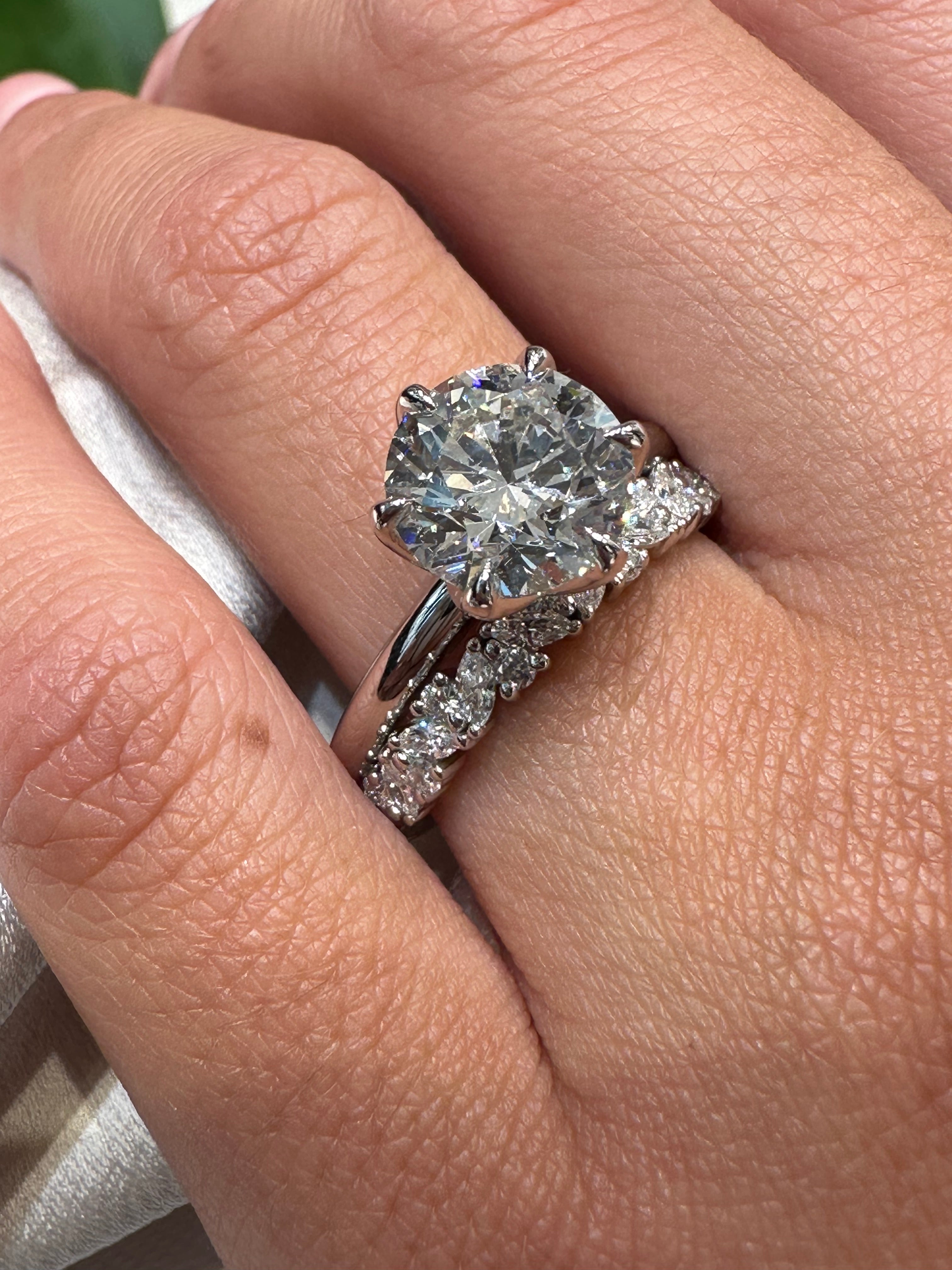 Round Lara Lab Grown Engagement Ring - Armans Fine Jewellery