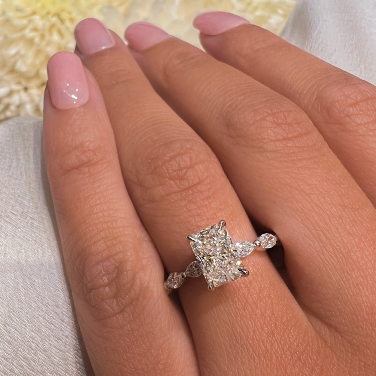 Tinkerbell online diamond ring