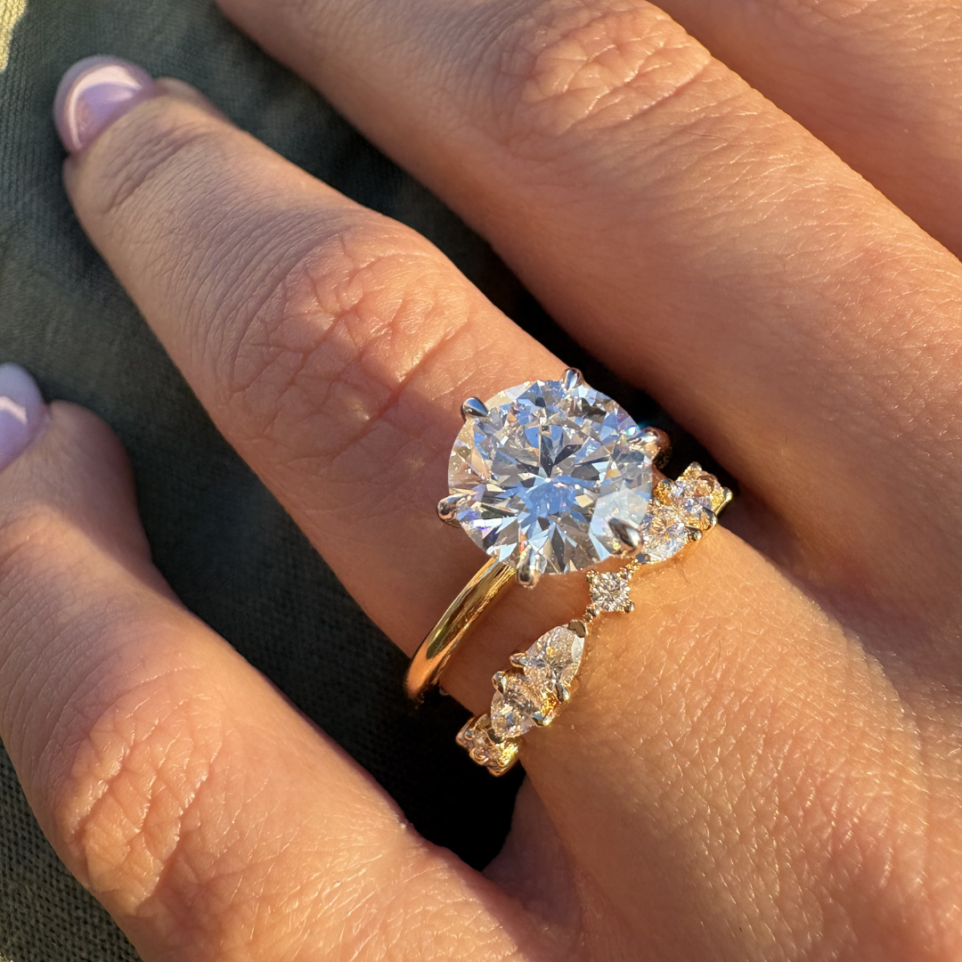 Round Allure Engagement Ring