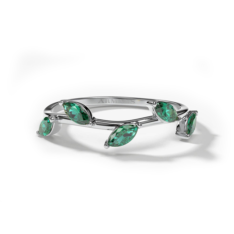 Green leaf clearance ring