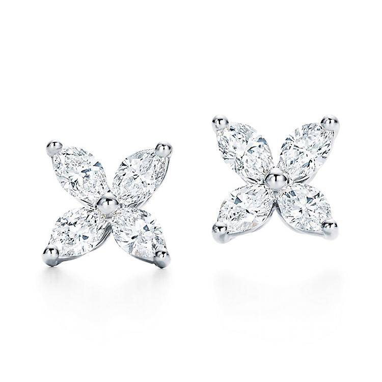 Tiffanys studs Clearance