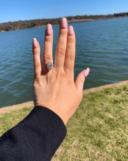 Seamless Oval Halo Engagement Ring - Armans Fine Jewellery